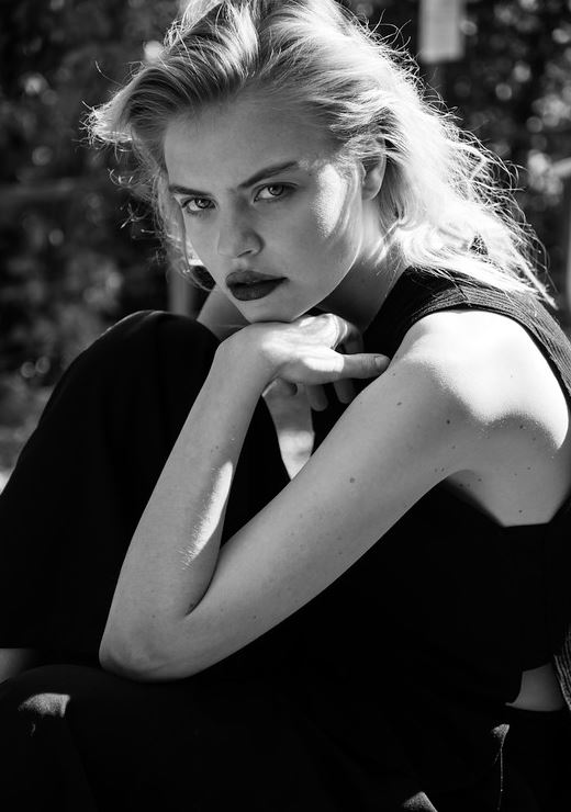 Floriane — Model & Hostess in Paris photo 5