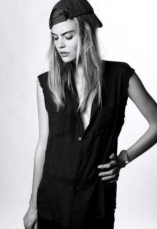 Floriane — Model & Hostess in Paris photo 6