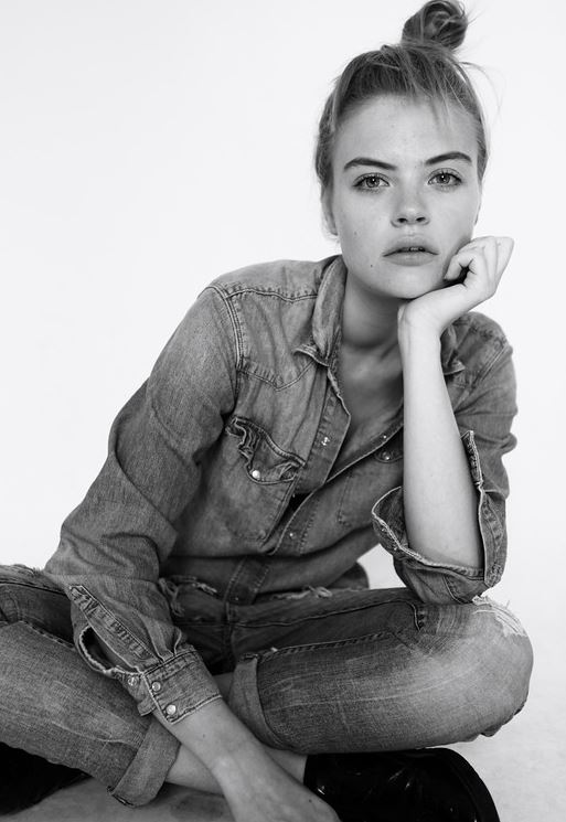 Floriane — Model & Hostess in Paris photo 9