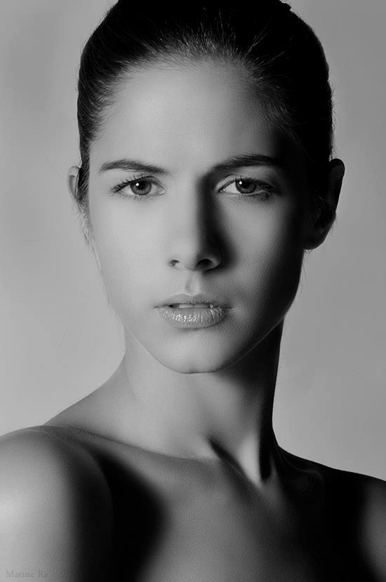 Alisson — Model & Hostess in Paris photo 2