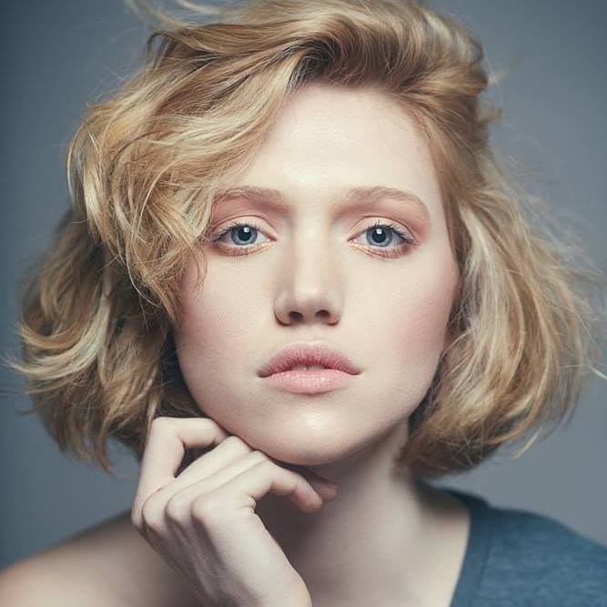 Lilas — Model & Hostess in Paris photo 1