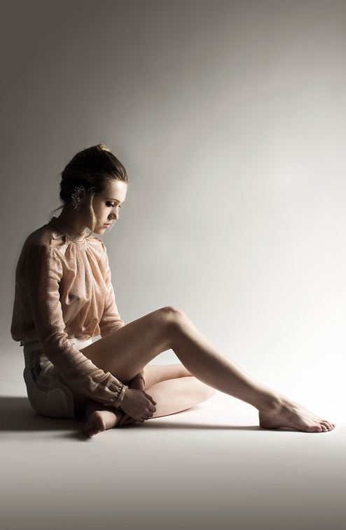 Lilas — Model & Hostess in Paris photo 7