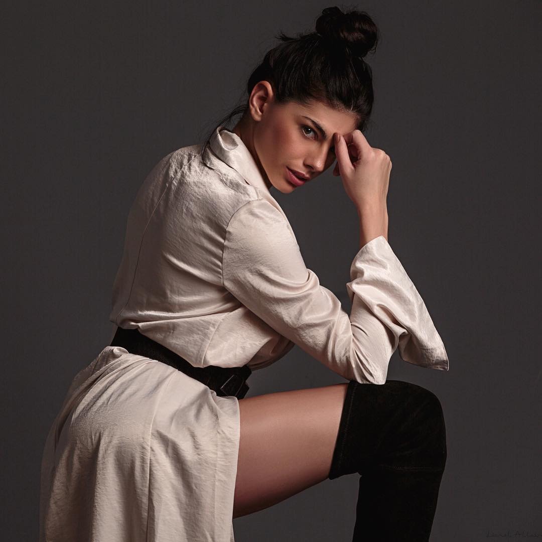 Dalal — Model & Hostess in Paris photo 1