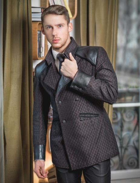 Rouveron — Model & Host in Paris photo 2