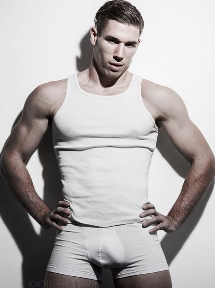 Stephane — Model & Host in Pontoise photo 1