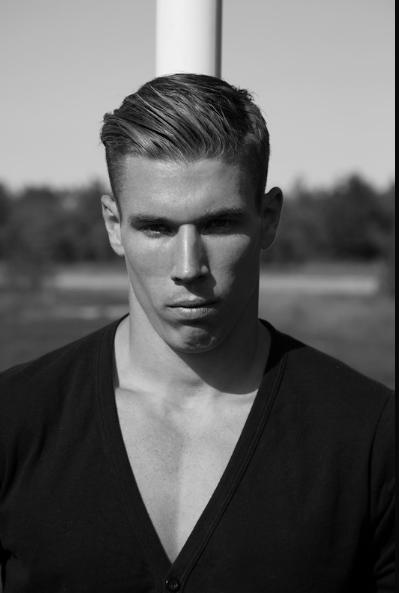 Stephane — Model & Host in Pontoise photo 2