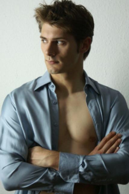 Thomas — Model & Host in Paris photo 4