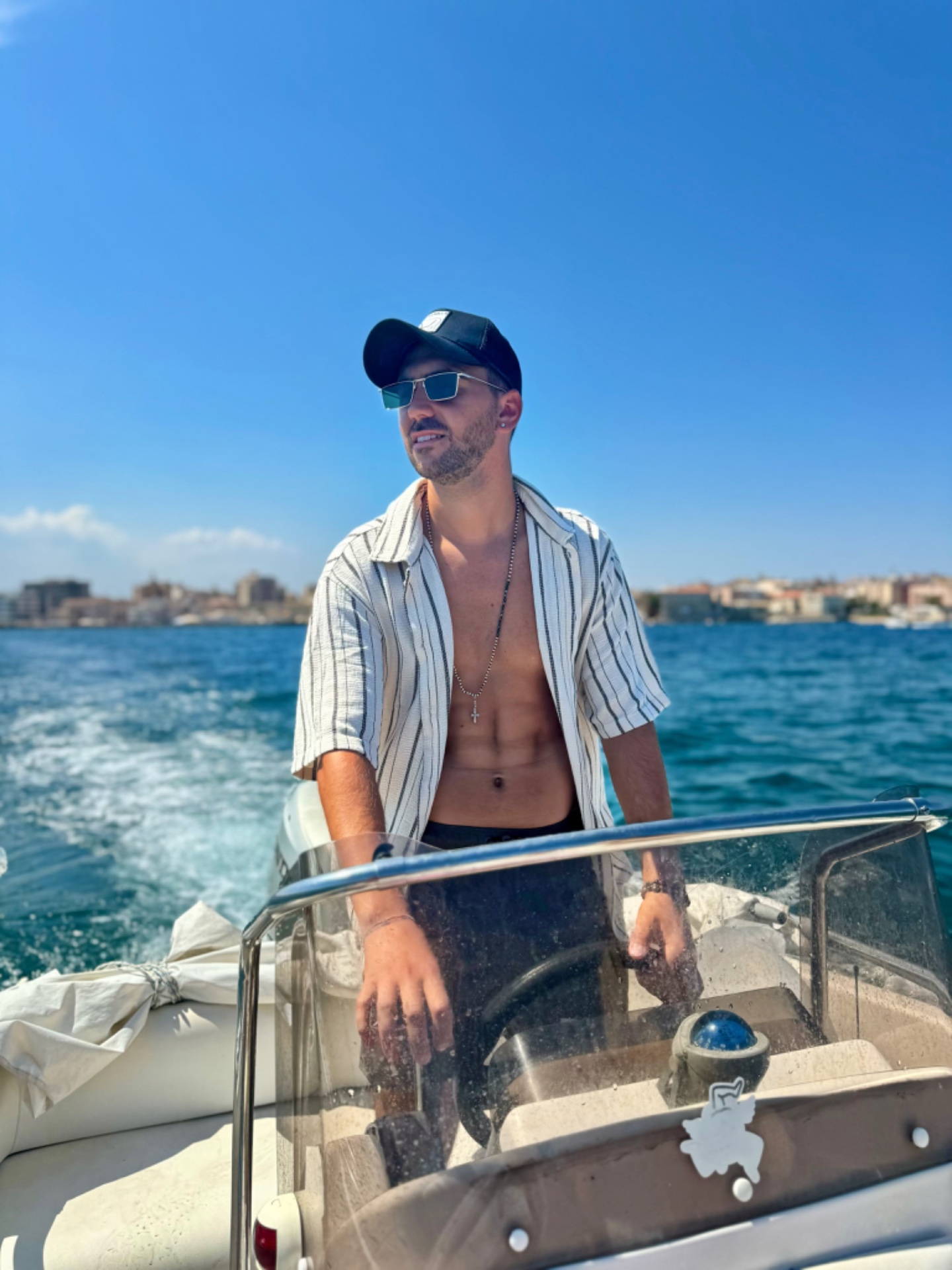 Riccardo — Model & Host in Milano photo 4