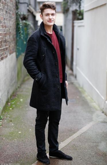 Leveugle — Model & Host in Paris photo 7