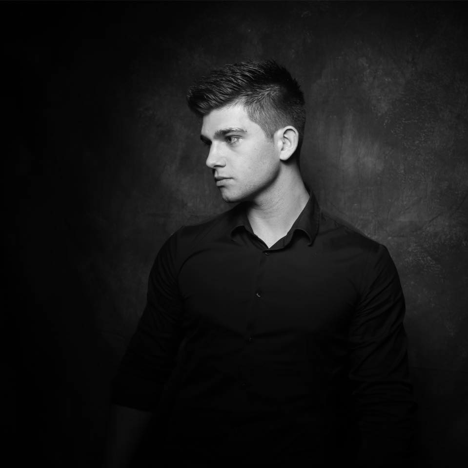 Romain  — Model & Host in Nice photo 5