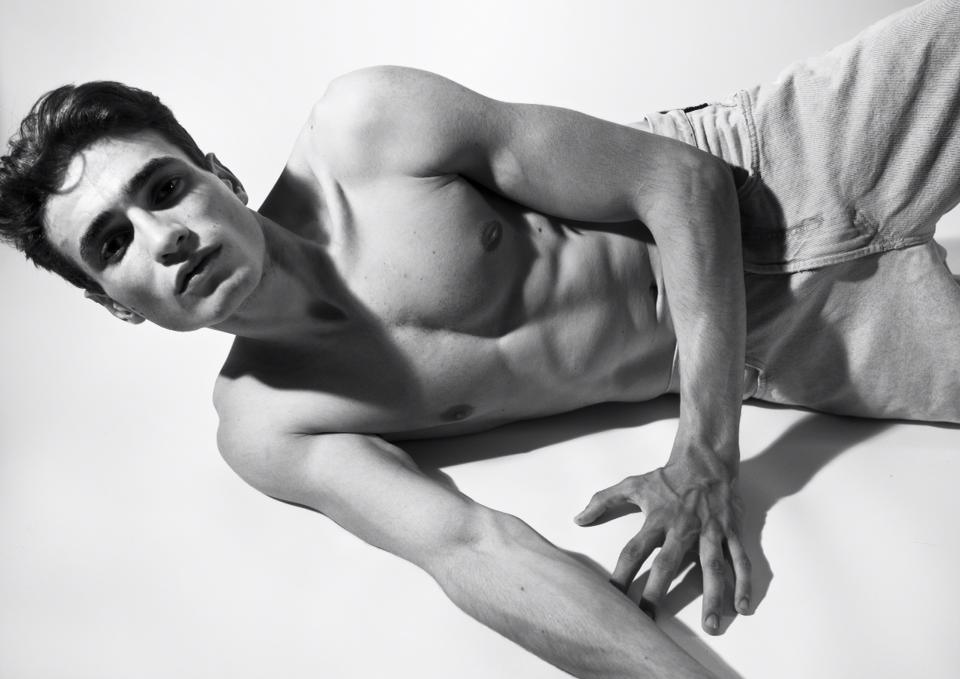Daniele — Model & Host in Roma photo 4