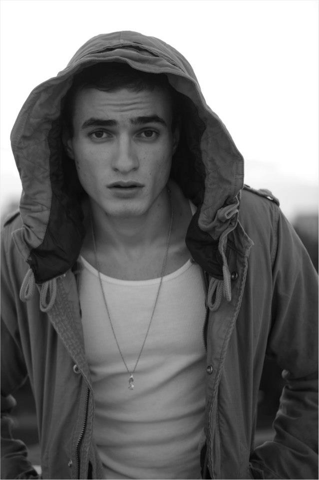 Daniele — Model & Host in Roma photo 8