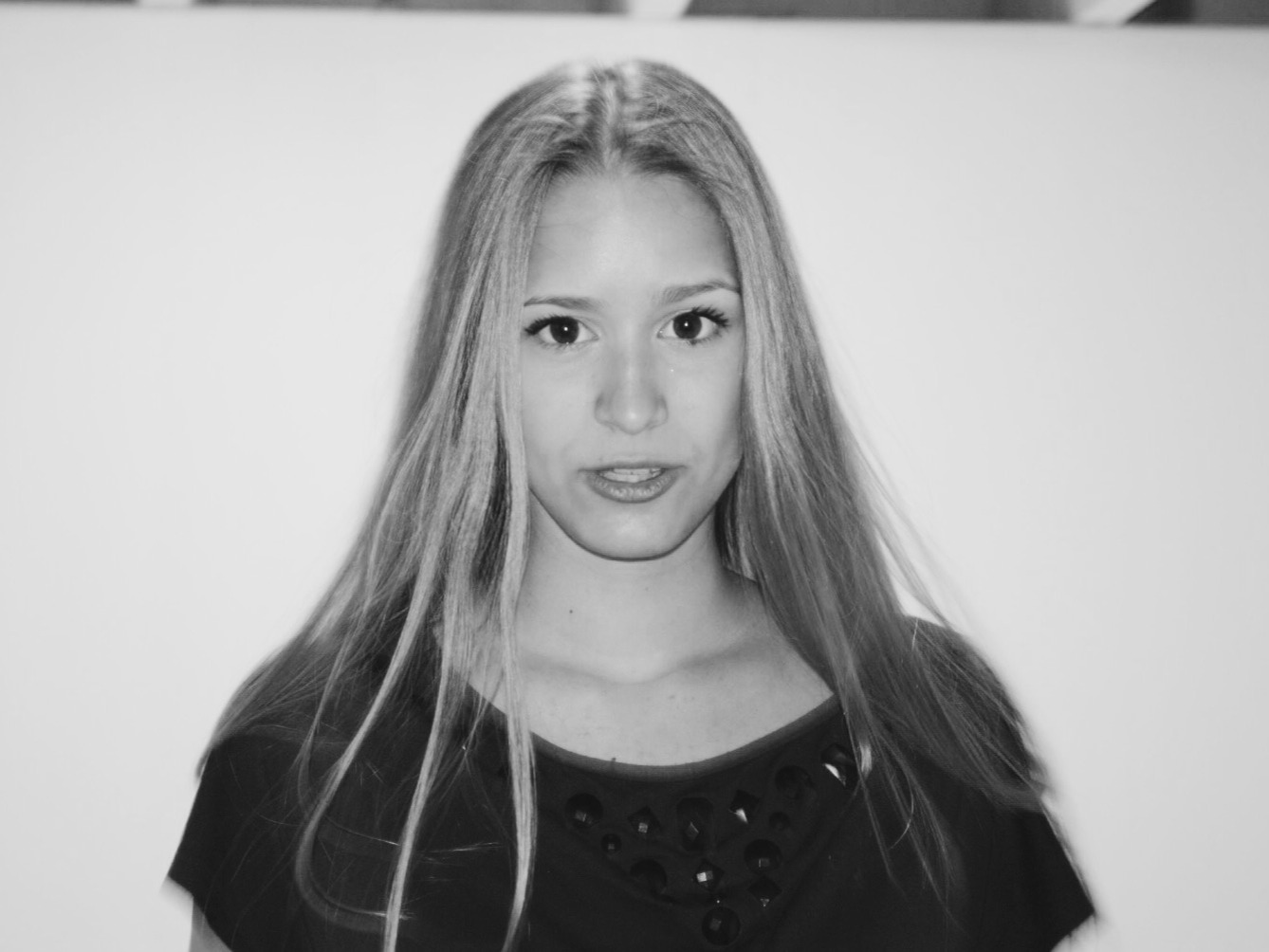 Katarina — Model & Hostess in Como photo 1