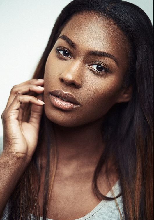 Cindy — Model & Hostess in Paris photo 7