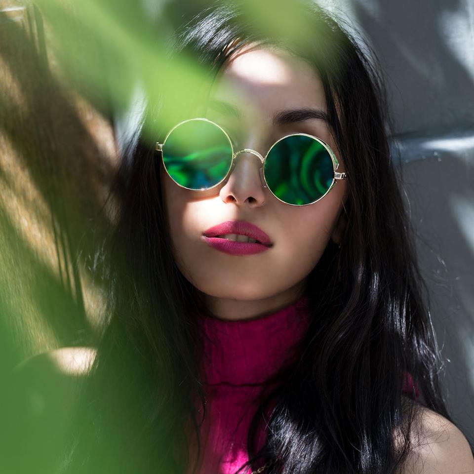 Yasmine — Model & Hostess in Paris photo 1
