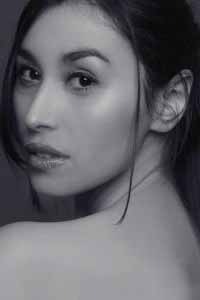 Yasmine — Model & Hostess in Paris photo 11