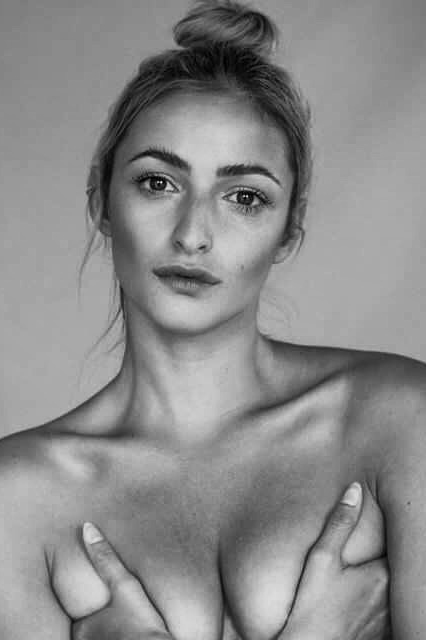Manon — Model & Hostess in Paris photo 22