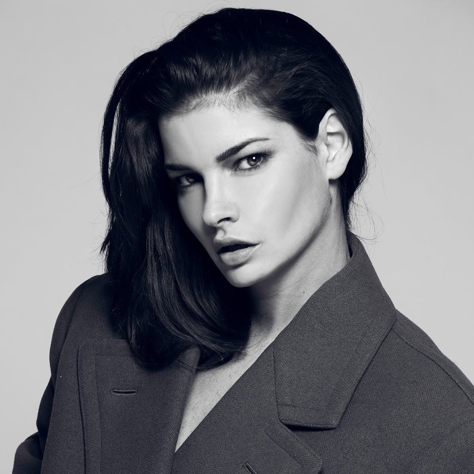 Camille — Model & Hostess in Paris photo 1