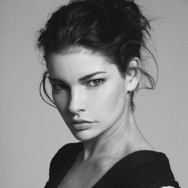 Camille — Model & Hostess in Paris photo 6