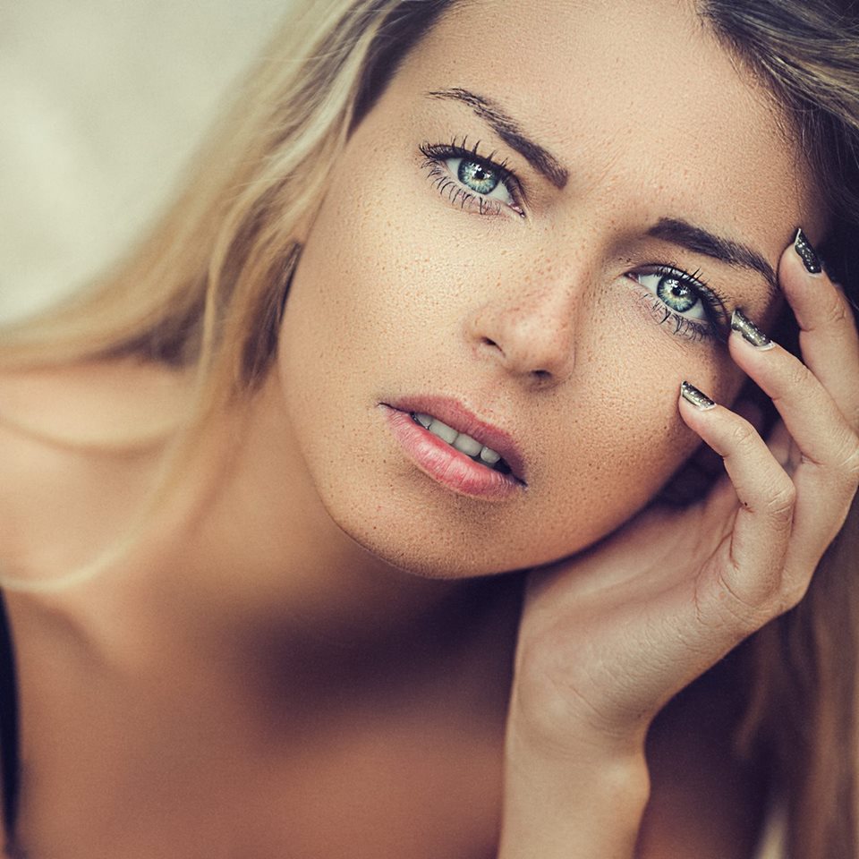 Marine — Model & Hostess in Paris photo 1