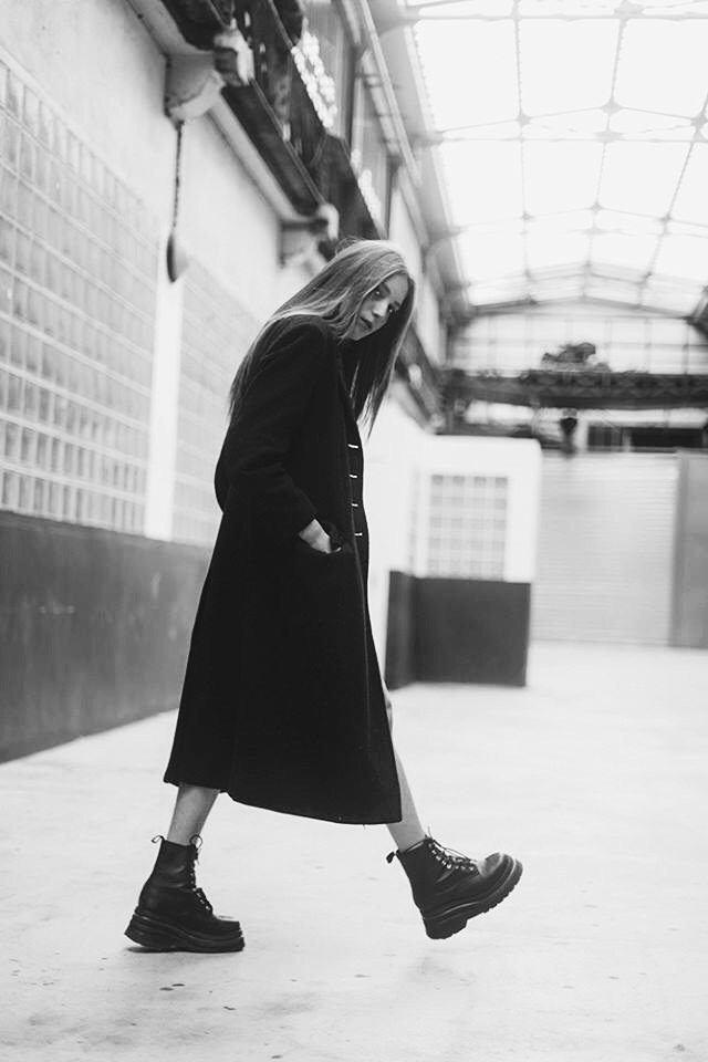 Seda — Model & Hostess in Paris photo 4