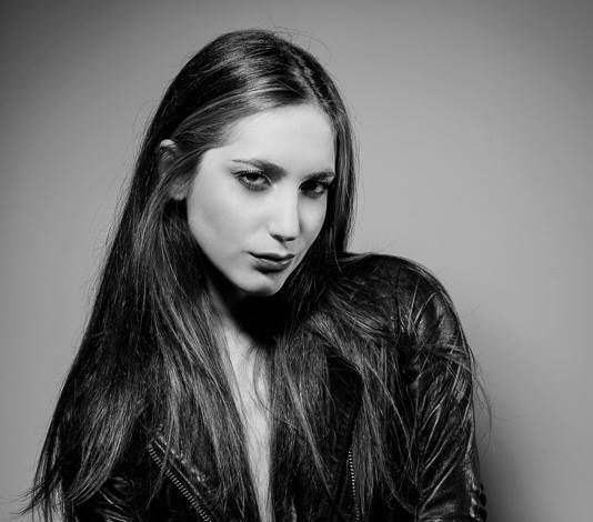 Seda — Model & Hostess in Paris photo 5