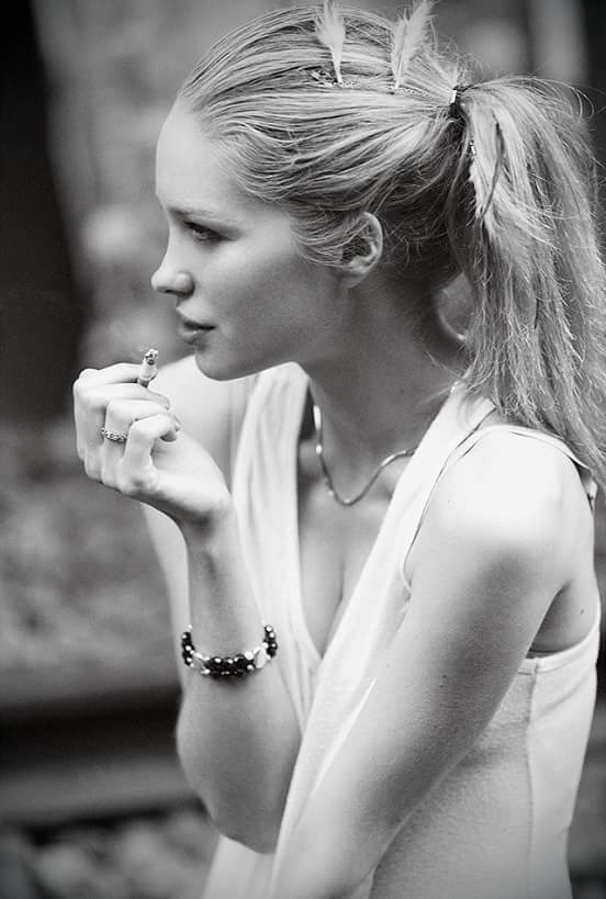 Solene — Model & Hostess in Paris photo 16