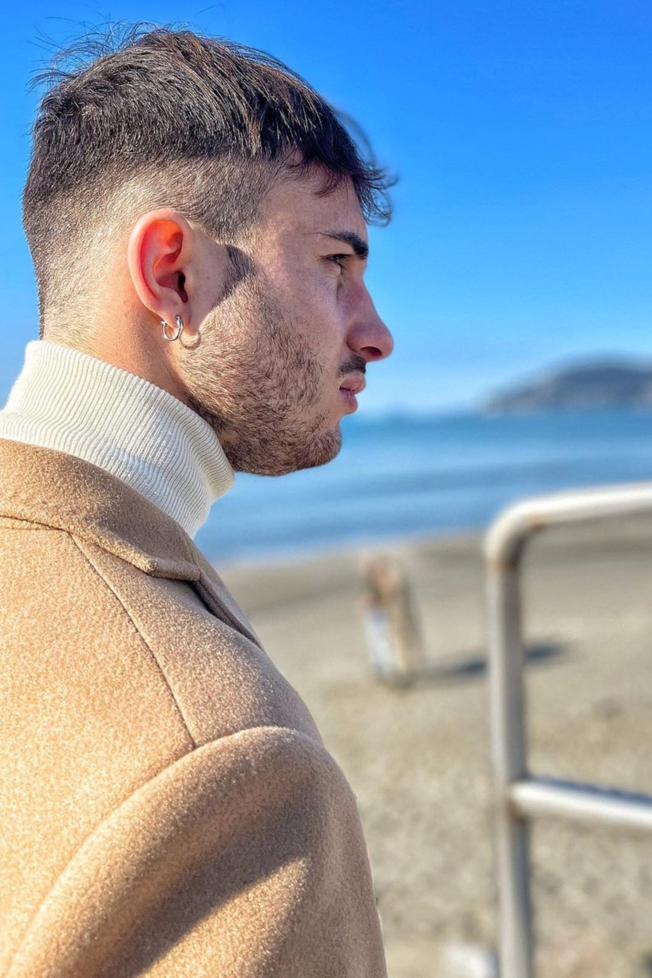 Lorenzo — Model & Host in Pisa photo 3
