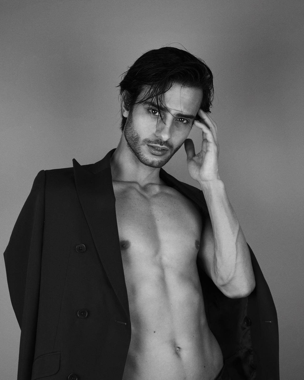 Matteo — Model & Host in Milano photo 7