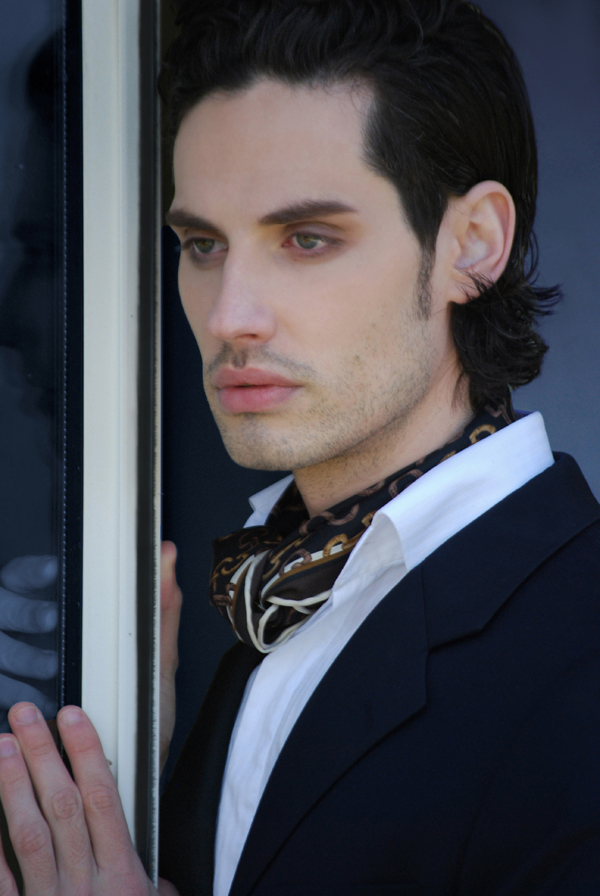 Berger — Model & Host in Paris photo 2
