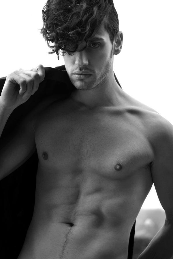 Berger — Model & Host in Paris photo 6