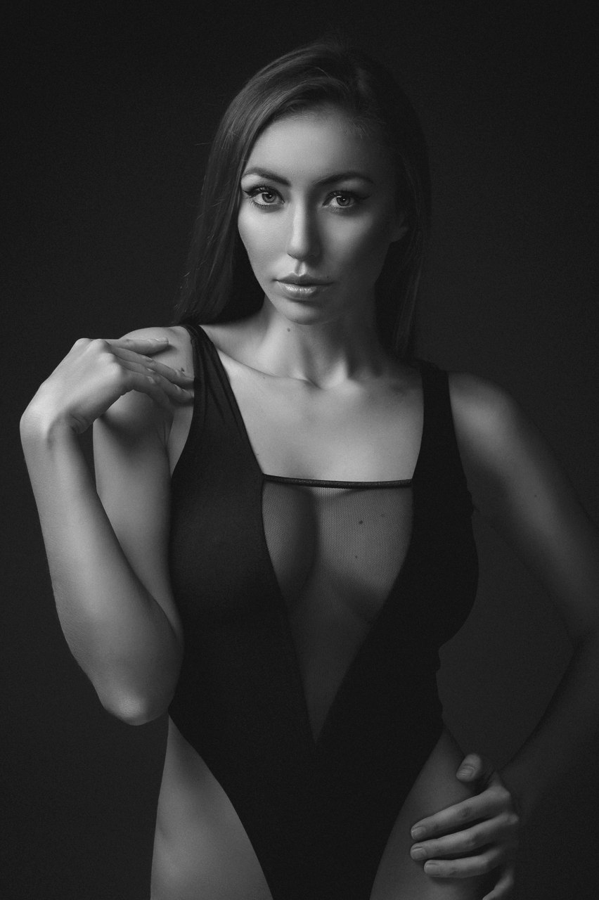 Ksenia — Model & Hostess in Barcelona photo 1