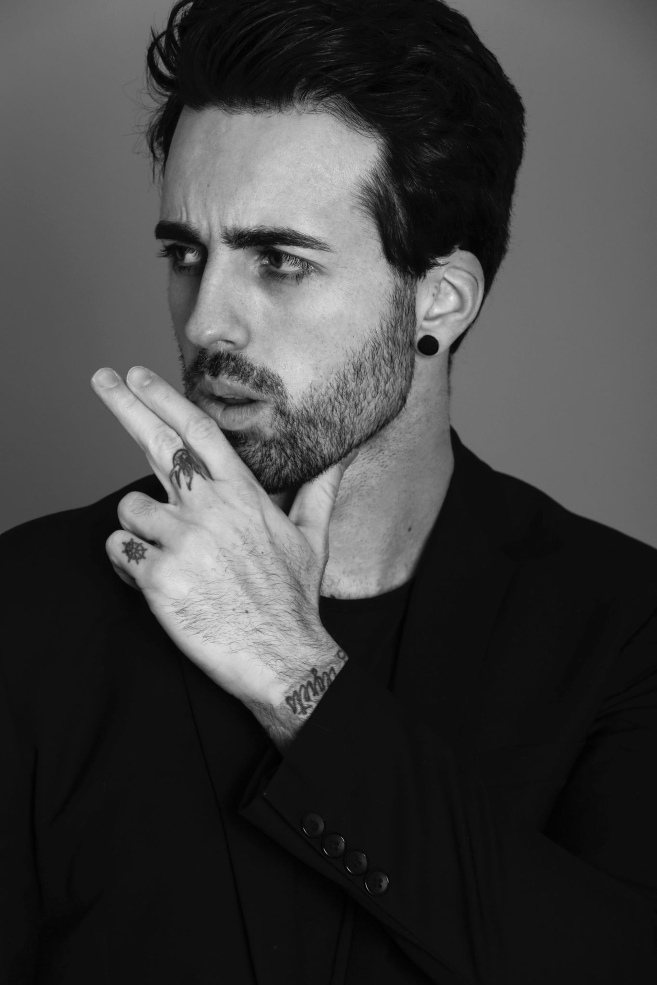 Luca — Model & Host in Milano photo 9