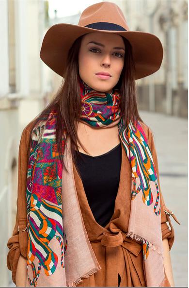 Orane — Model & Hostess in Lyon (provisoire) photo 3