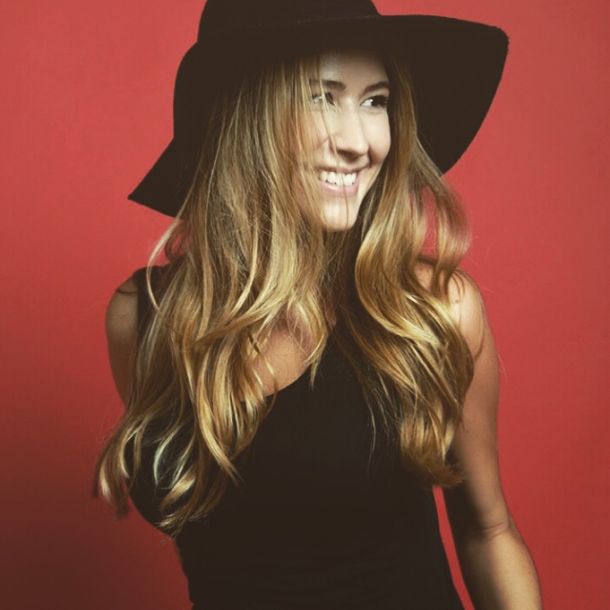 Wendy — Model & Hostess in Paris photo 2