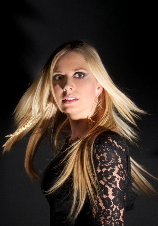 Nina — Model & Hostess in Marseille photo 15