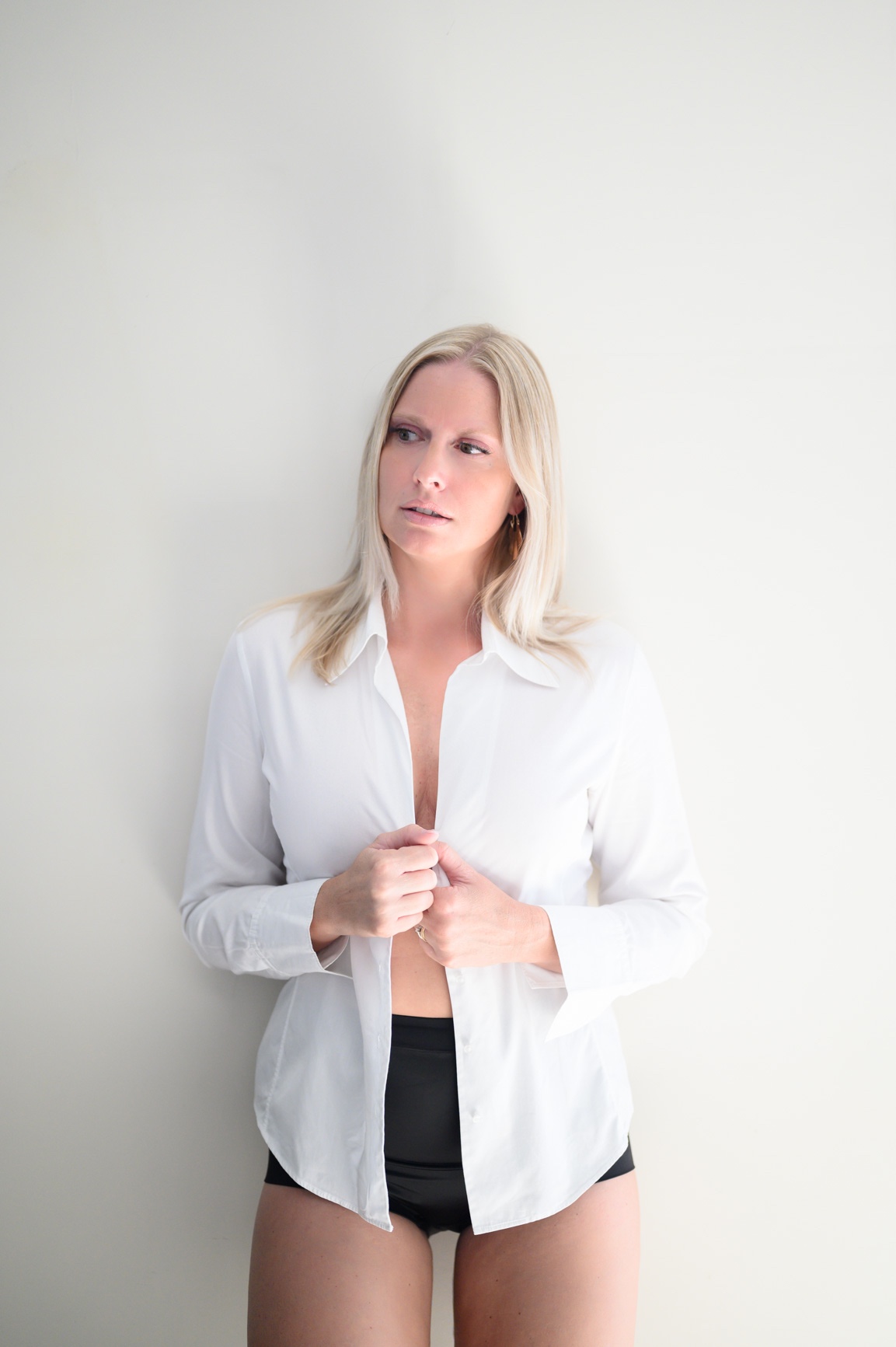 Nina — Model & Hostess in Marseille photo 25