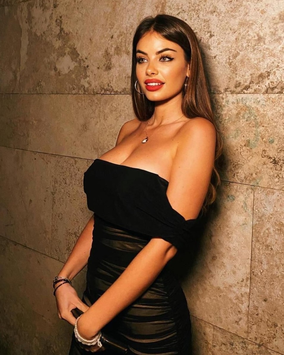Judith — Model & Hostess in Reus photo 4