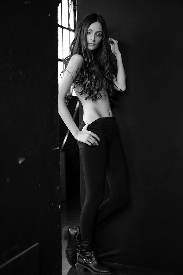 Elisa — Model & Hostess in Pavia photo 9