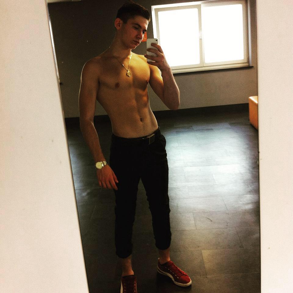 Ronaldo Davide — Model & Host in Bruxelles photo 3