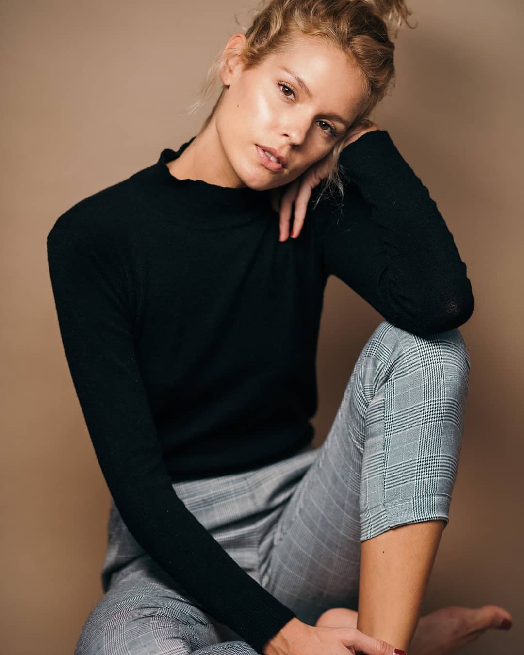 Sol&egrave;ne — Model & Hostess in Paris photo 1