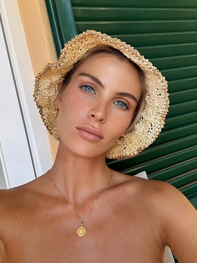 Ludovica — Model & Hostess in Milano photo 3