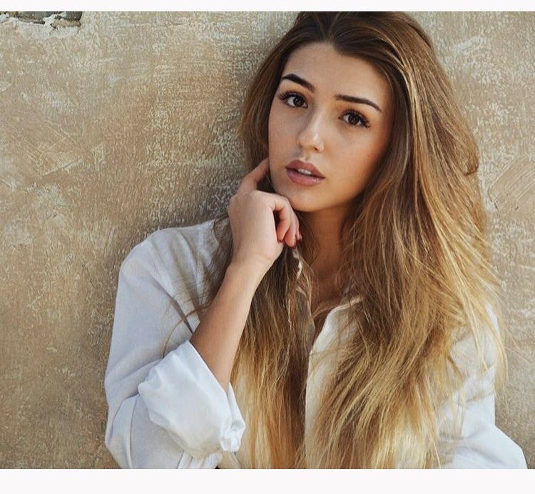 Nika — Model & Hostess in Berlin photo 10