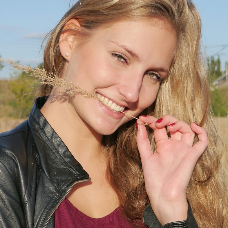 Charleen — Model & Hostess in Berlin photo 6