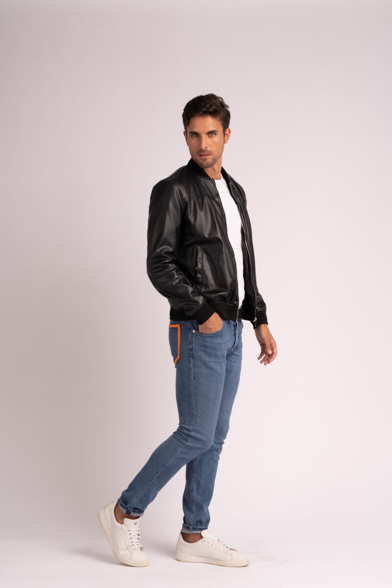 Alessandro — Model & Host in Pescara photo 5