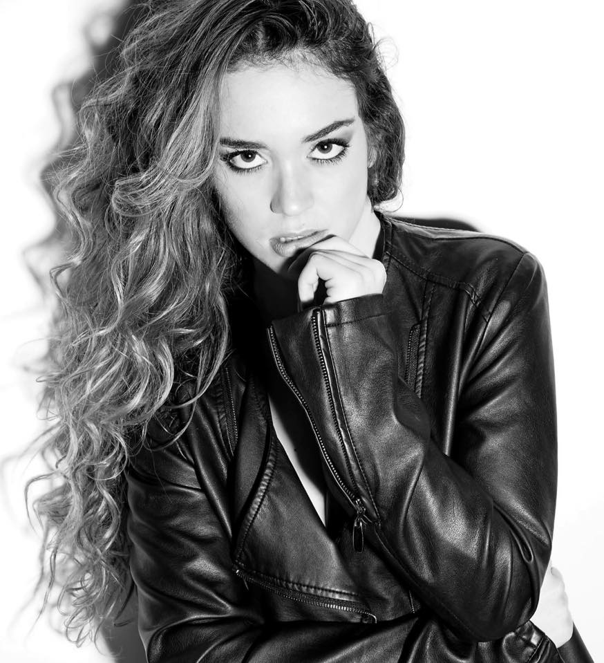 Deborah — Model & Hostess in Vicenza photo 6