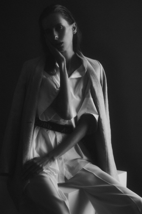 Yulia — Model & Hostess in Paris photo 7