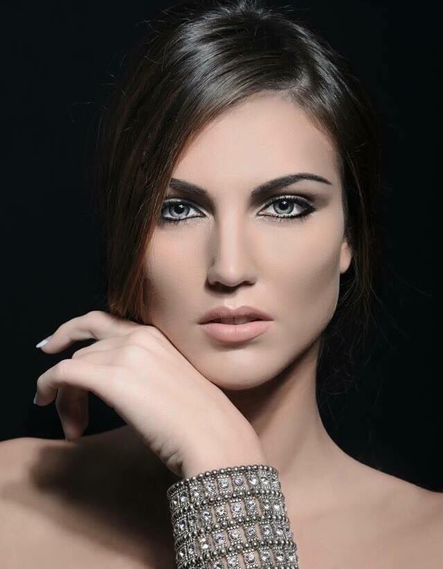 Ylenia — Model & Hostess in Milano photo 10