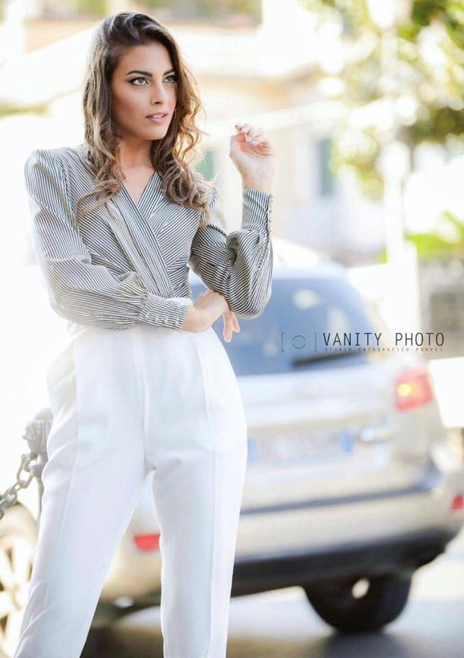 Adele — Model & Hostess in Napoli photo 9