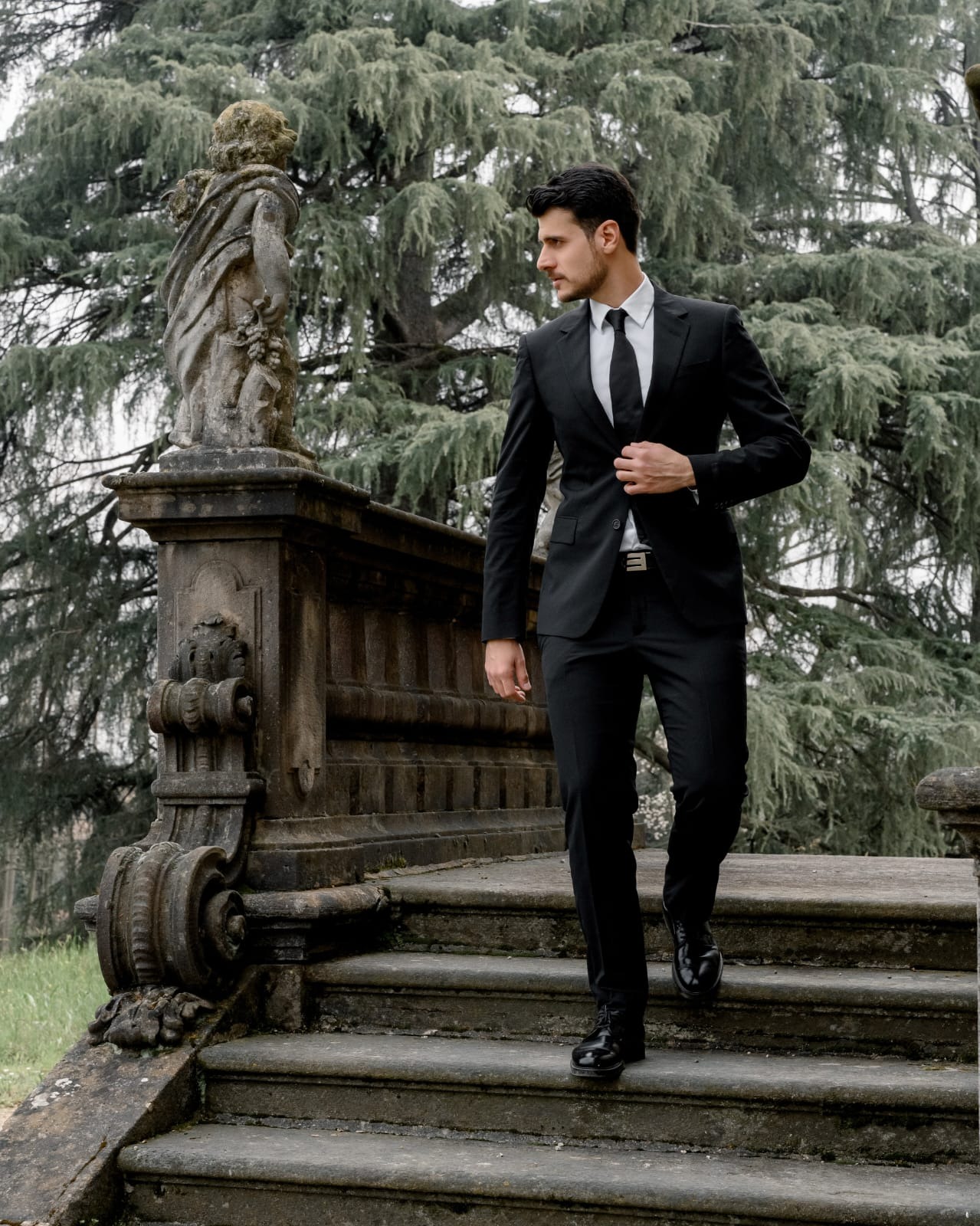 Javier — Model & Host in Milano photo 9